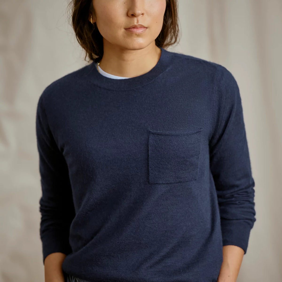 Orvis Featherweight Cashmere Crewneck Sweater