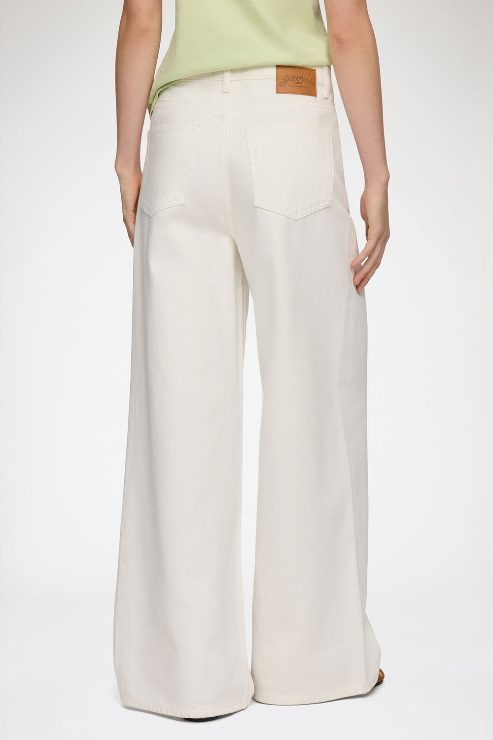 GANNI On Sale Lari Straight Jeans in White Denim