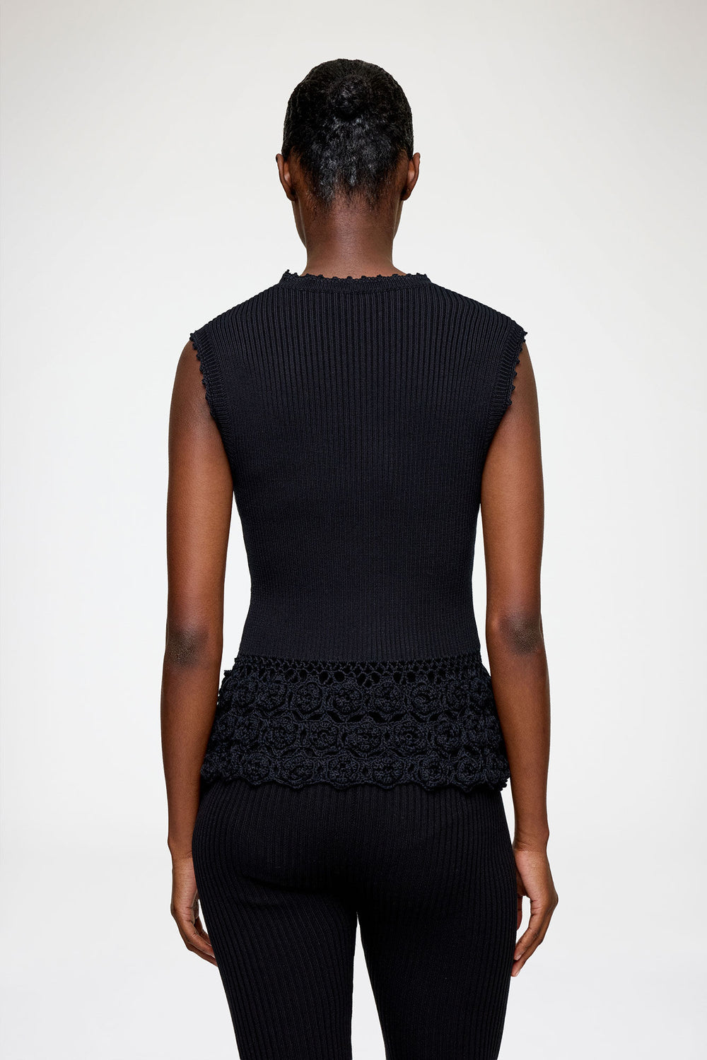 GANNI Online Vest in Cotton Crochet