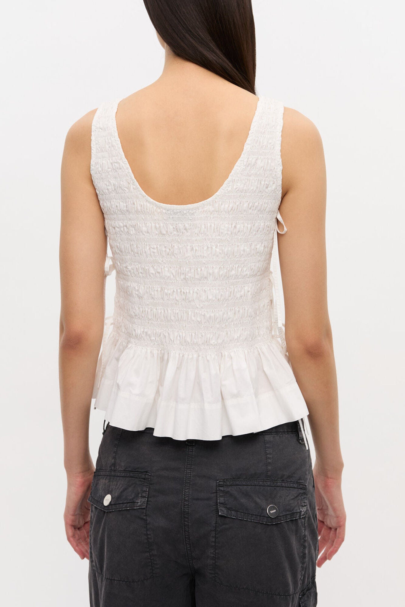 GANNI Outlet Top in White Smocked Cotton