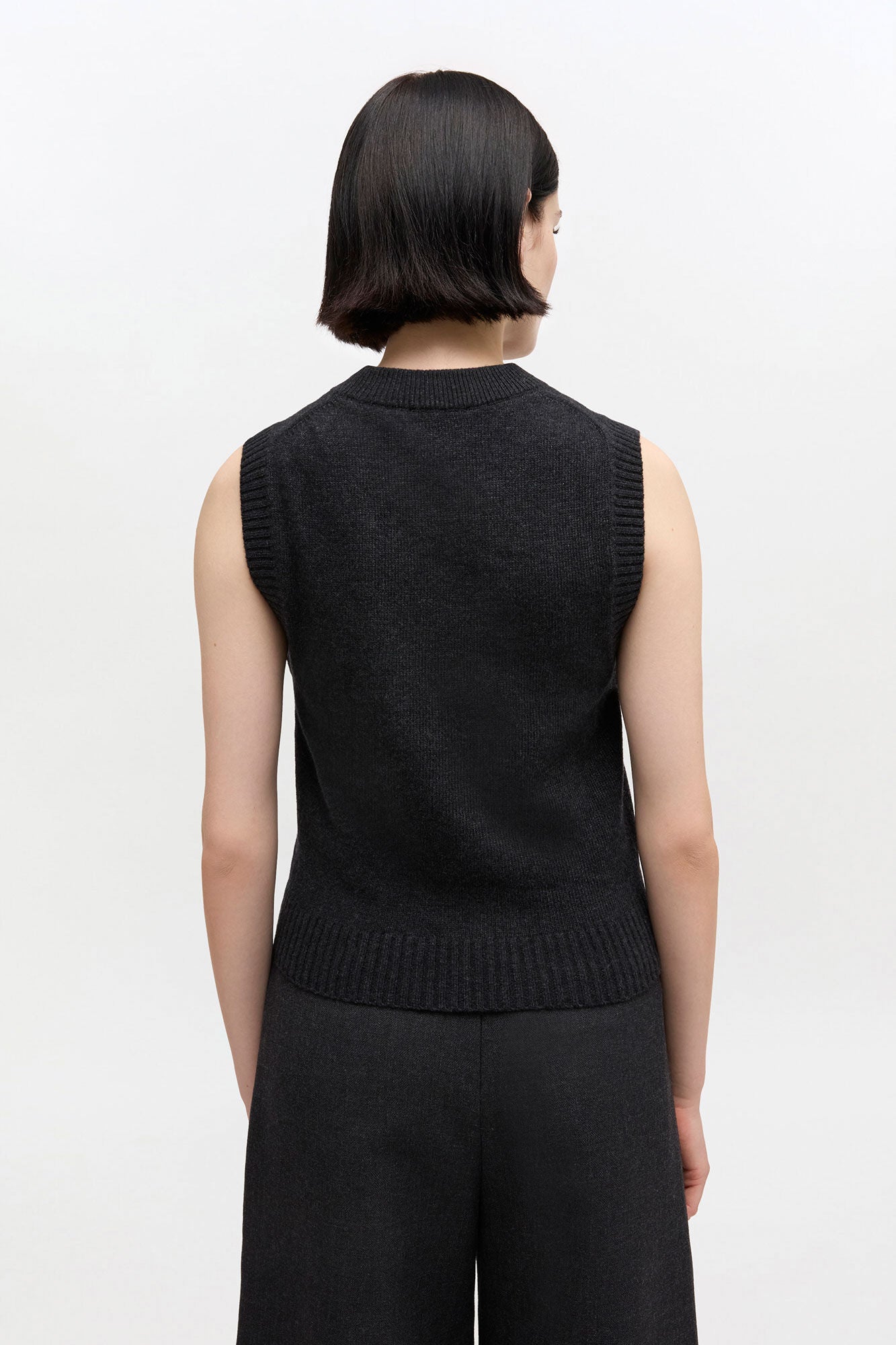 GANNI Discount Graphic Wool Vest