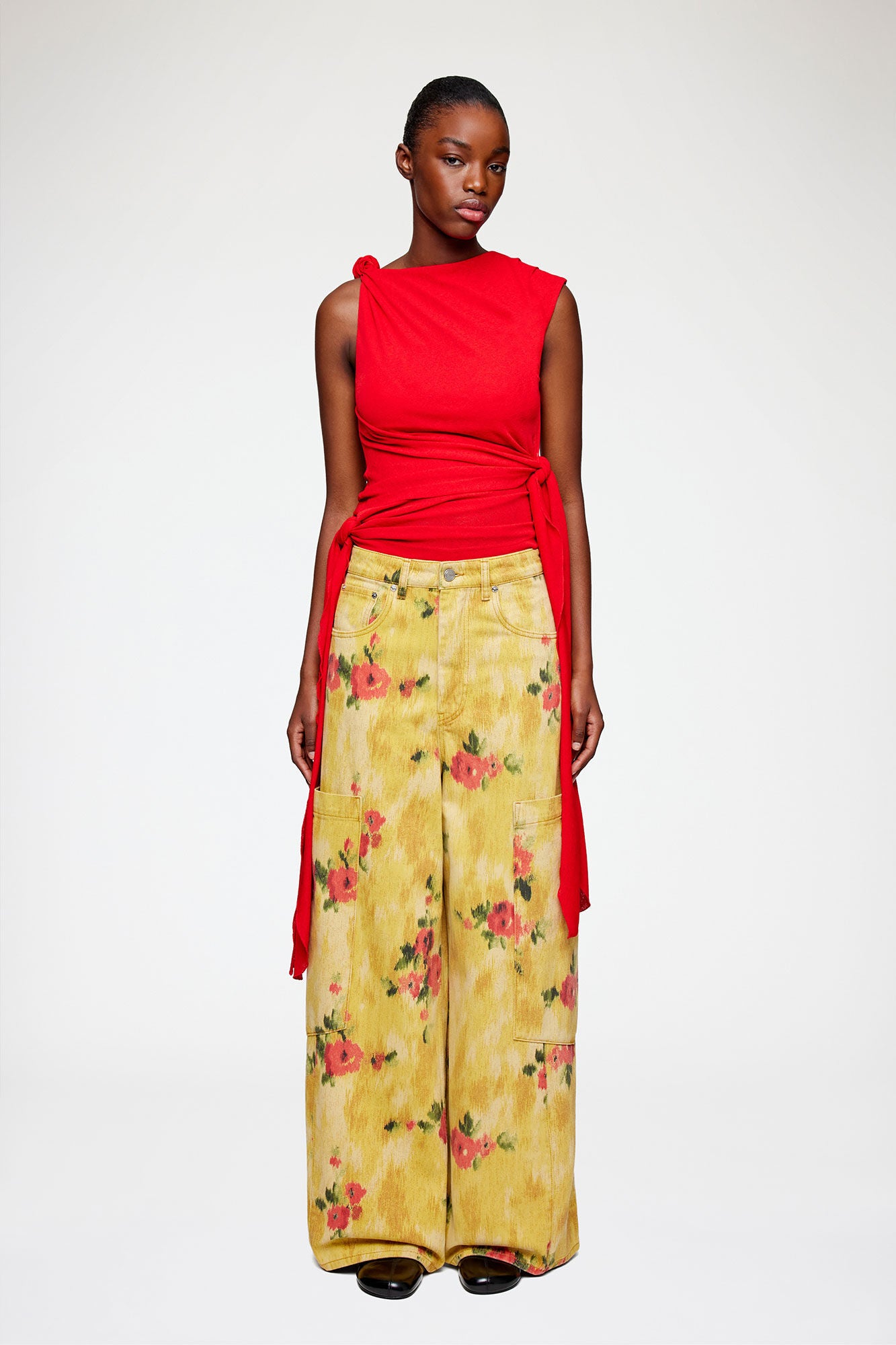 GANNI Discount Baggy Cargo Jeans in Printed Denim